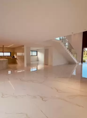 Imóvel em Cidade Alpha