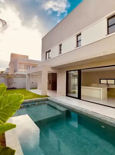 Imóvel em Cidade Alpha