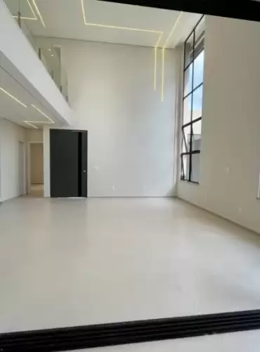 Imóvel em Cidade Alpha