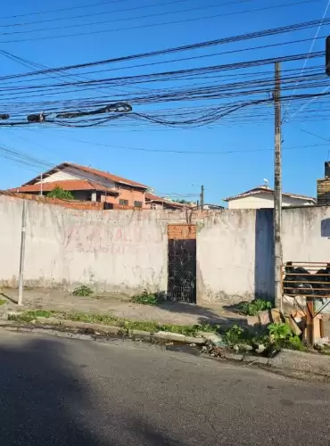 Imóvel em Lagoa Sapiranga (Coité)