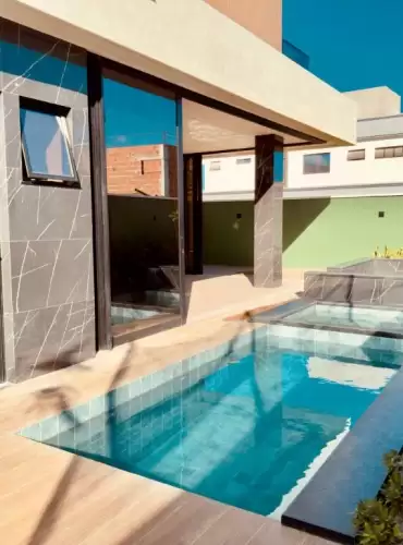 Imóvel em Cidade Alpha