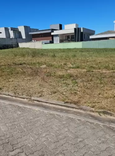 Imóvel em Cidade Alpha