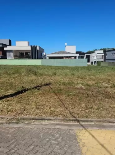 Imóvel em Cidade Alpha