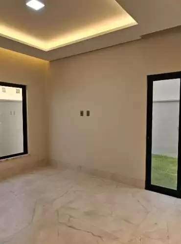 Imóvel em Cidade Alpha